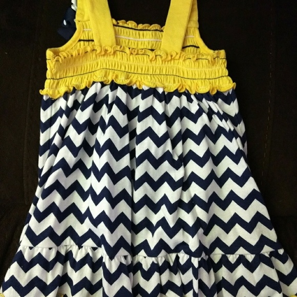 Sold 👶👗 - Picture 3 of 3